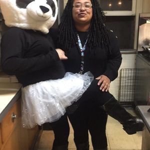 Meet your Posher, Christie